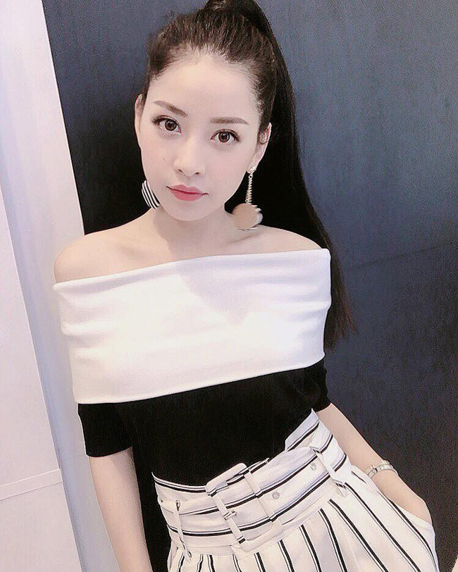 Không đu bám đại gia, 4 hot girl vẫn tậu xe hơi tiền tỷ